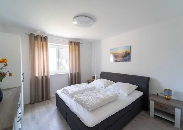Seevilla Am Mit Sauna, Kamin, Privatem Steg Und Seezugang Barssel (Cloppenburg)