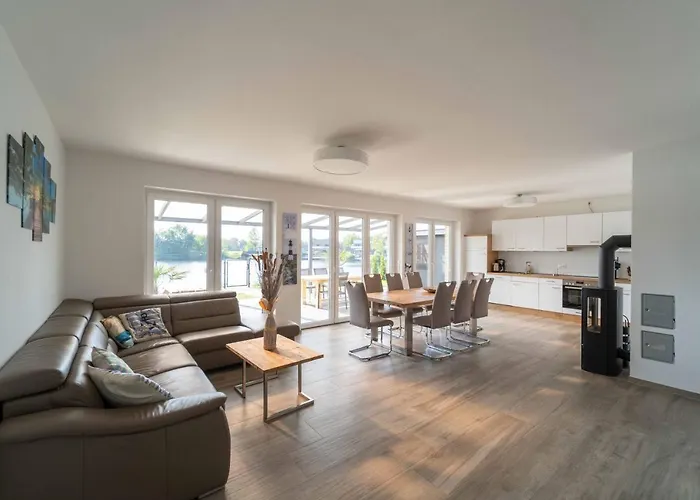 Seevilla Am Mit Sauna, Kamin, Privatem Steg Und Seezugang 펜션 *